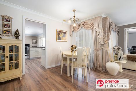 Property photo of 7 Fernleaf Court Wattle Grove NSW 2173