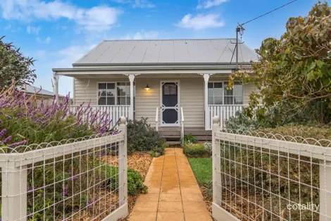 16 Black St, Koroit, VIC 3282