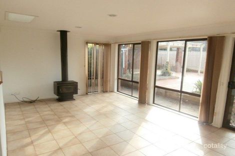 Property photo of 9 Rowitta Drive Glen Waverley VIC 3150