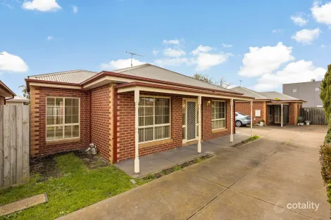 2/1 Pasley St, Sunbury, VIC 3429