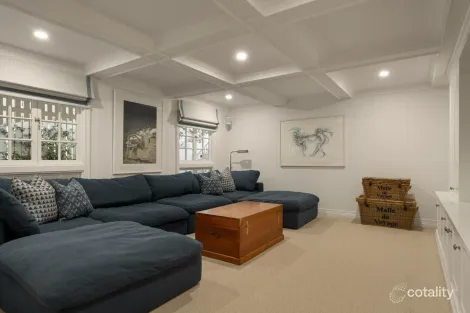 Property photo of 31 Bayview Terrace Clayfield QLD 4011