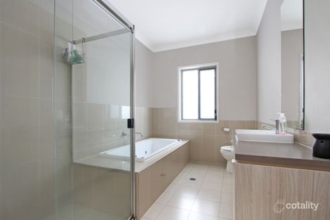 Property photo of 10 Flemmings Crescent Horsley NSW 2530