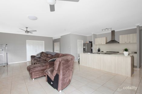Property photo of 10 Flemmings Crescent Horsley NSW 2530