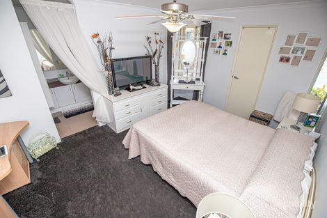 Property photo of 59 Benson Way High Wycombe WA 6057