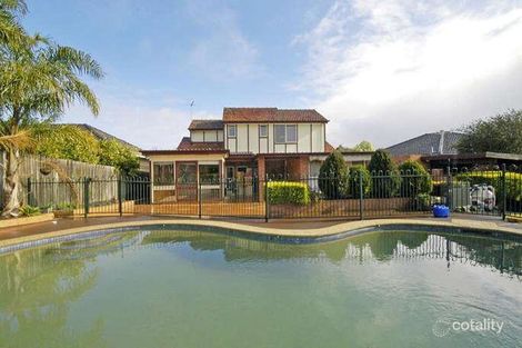 Property photo of 16 Gloucester Street Mount Waverley VIC 3149