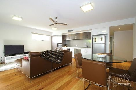 Property photo of 3/12 Barramul Street Bulimba QLD 4171
