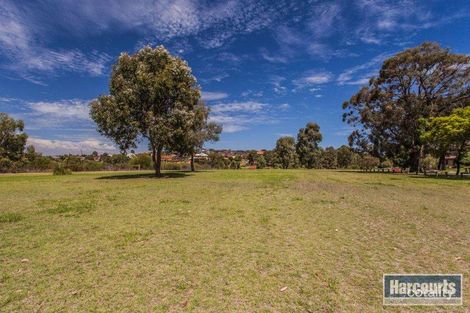 Property photo of 33 Paterson Gardens Winthrop WA 6150