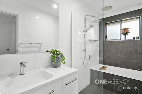 Property photo of 2 Castle Glen North Nowra NSW 2541