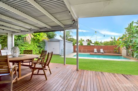 32 Coronation Ave, Golden Beach, QLD 4551