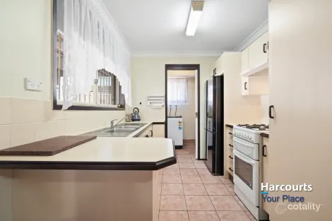 Property photo of 150 Southee Circuit Oakhurst NSW 2761