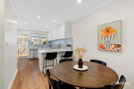 Property photo of 18/9-11 Latrobe Street Cheltenham VIC 3192