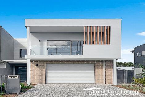 19 Harbour Bvd, Shell Cove, NSW 2529