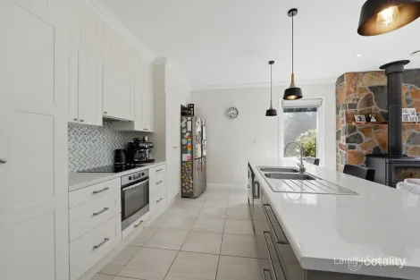 Property photo of 13-15 Nelson Place Armidale NSW 2350