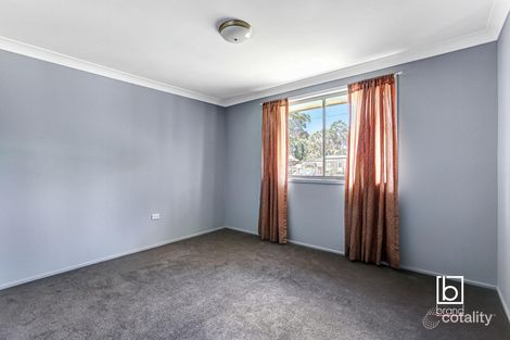 Property photo of 10 Wyreema Avenue Charmhaven NSW 2263
