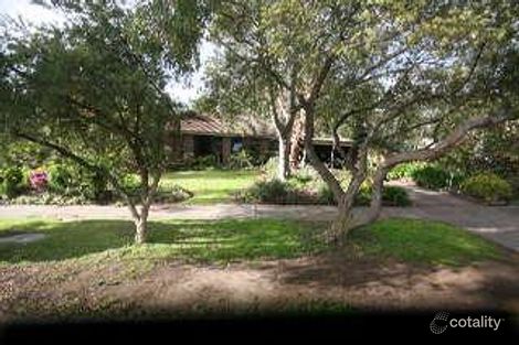 18 Carnarvon Ave, The Basin, VIC 3154