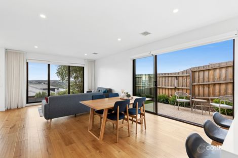 Property photo of 9 Annmaree Road Highton VIC 3216