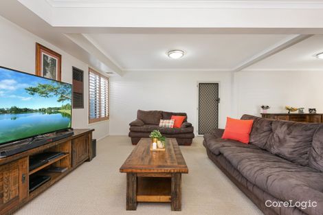 Property photo of 12 Bluebell Street Mansfield QLD 4122