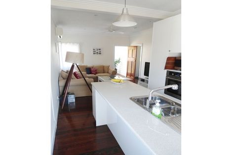 Property photo of 172 Macrossan Avenue Norman Park QLD 4170