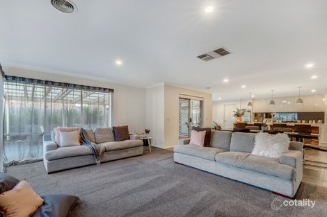 Property photo of 6 Cuthbert Drive Hillside VIC 3037