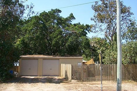 Property photo of 2 Reef Street Saunders Beach QLD 4818