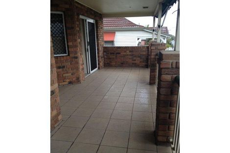 Property photo of 2/16 Wilkie Street Yeerongpilly QLD 4105