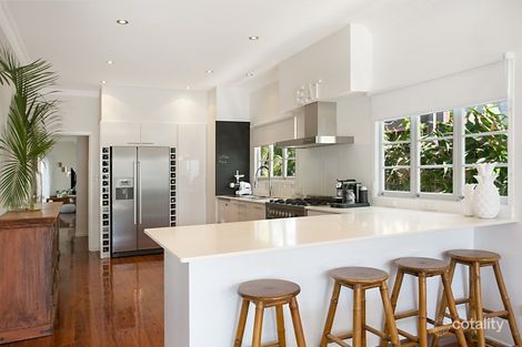 Property photo of 18 William Street Mermaid Beach QLD 4218
