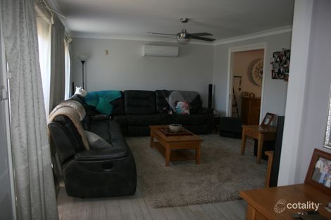 Property photo of 5 Amethyst Place Eagle Vale NSW 2558