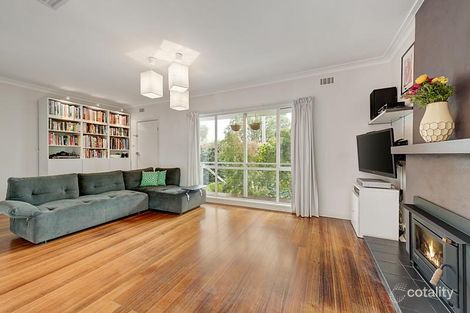 Property photo of 17 Eram Road Box Hill North VIC 3129