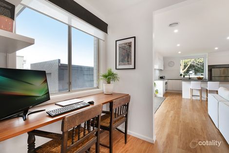 Property photo of 40 Maple Crescent Bell Park VIC 3215