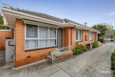 2/11 St Kinnord St, Aberfeldie, VIC 3040