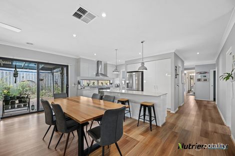 Property photo of 29 Amaroo Way Newborough VIC 3825
