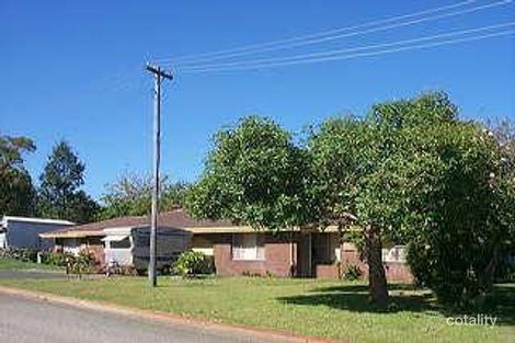 1b Lovett Pl, Queens Park, WA 6107