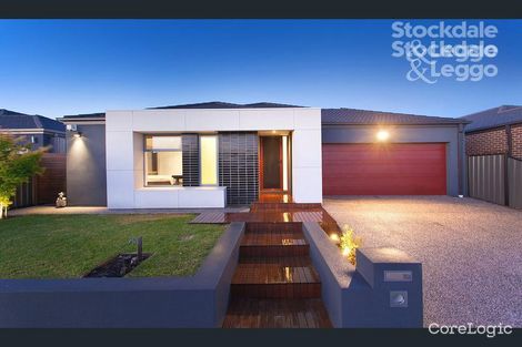 Property photo of 15 Upton Circle Derrimut VIC 3026