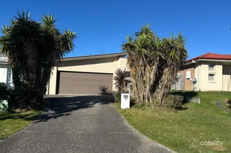 32 GUNTHER AVE, COOMERA, QLD 4209