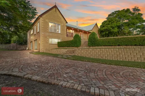 Property photo of 16 Finemore Crescent Qunaba QLD 4670