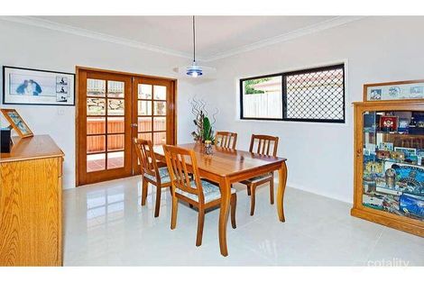 Property photo of 62 Regent Street Eight Mile Plains QLD 4113
