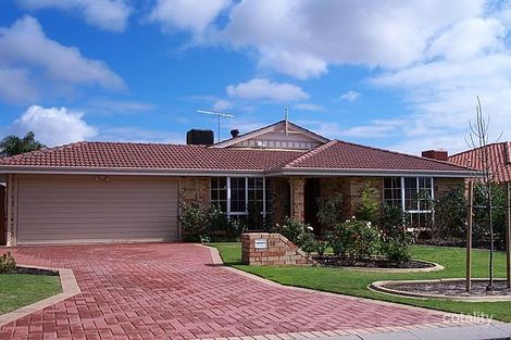 16 Robinia Rise, Helena Valley, WA 6056