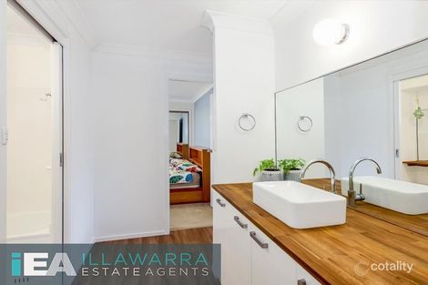 Property photo of 87 Parklands Drive Shellharbour NSW 2529