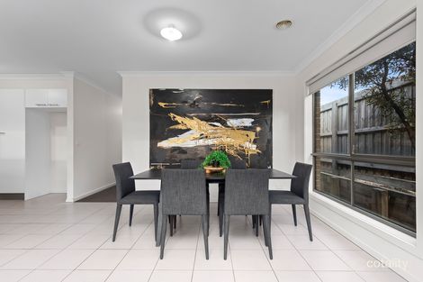 Property photo of 22 Leveque Loop Craigieburn VIC 3064