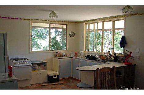 Property photo of 98 Gatehouse Road Kilkivan QLD 4600