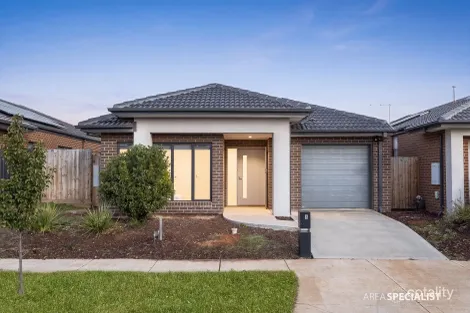 5 Babina Ave, Melton South, VIC 3338