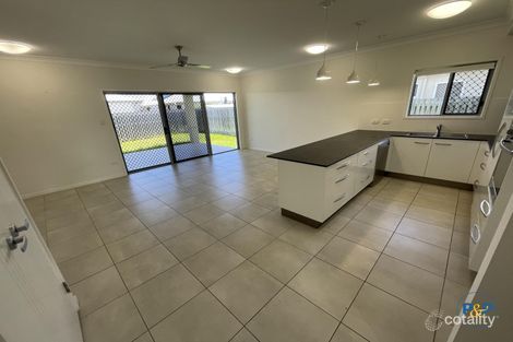 Property photo of 18 Yanuca Street Burdell QLD 4818