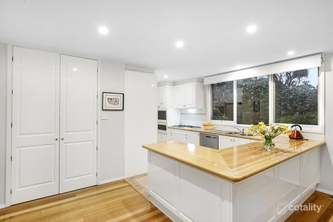 Property photo of 1 Blenheim Avenue Glen Waverley VIC 3150
