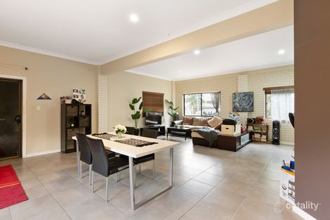 Property photo of 2 Ocean Street Cleveland QLD 4163