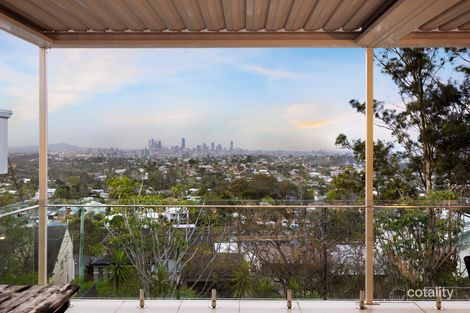 63 Kneale St, Holland Park West, QLD 4121