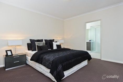 92b Camberwell Rd, Balga, WA 6061