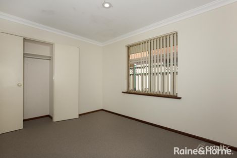 16 Meadow Springs Dr, Meadow Springs, WA 6210