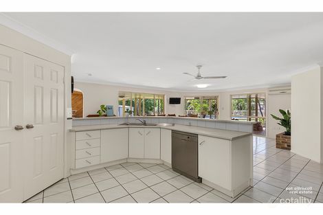 Property photo of 36 Brady Close Glenlee QLD 4711