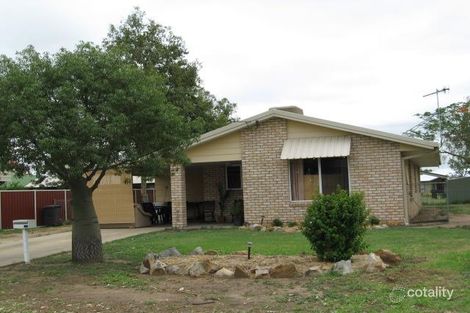 36 Alamein Dr, Emerald, QLD 4720