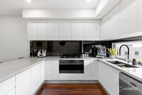 Property photo of 6/16 Fisher Parade Ascot Vale VIC 3032